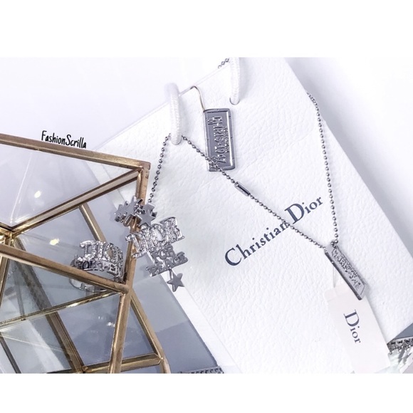 Vintage Christian Dior 70’s Silver Diamanté Crystal Dior For Peace Logo Earrings - Picture 7 of 15